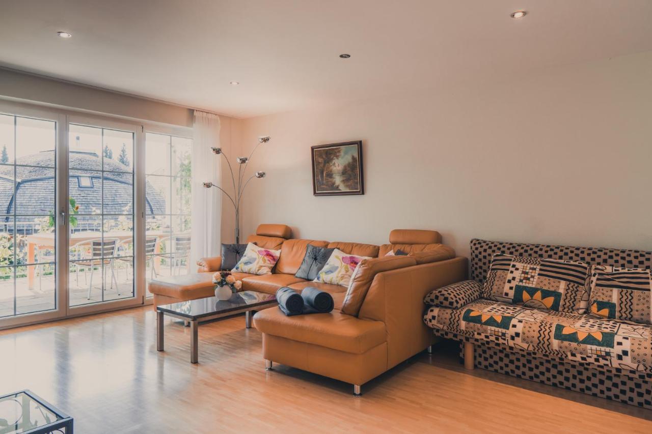 Coraline -Koblach, 6-10 P, 3 Schlafzimmer, Kueche, Riesige Terrasse, Parkplatz, Wifi, Stellplatz Ski 외부 사진
